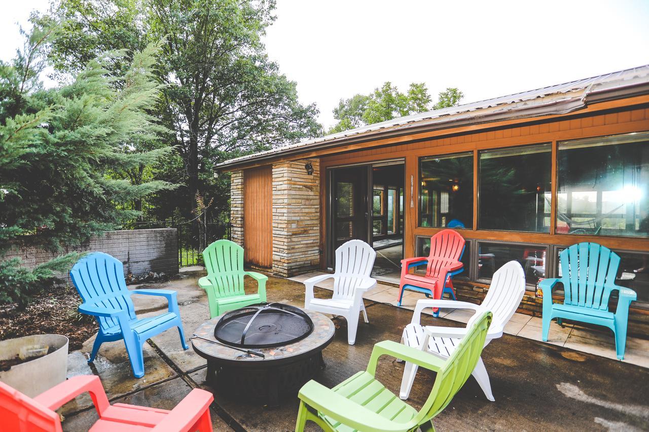 The Lodge At Beaver Lake Bed And Breakfast Rogers Exterior foto